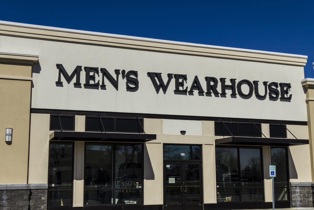 Exterior de una tienda Men's Wearhouse