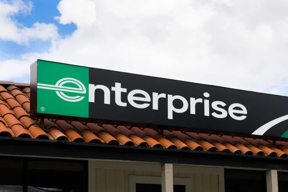 Firme en el exterior de una ubicación de Enterprise